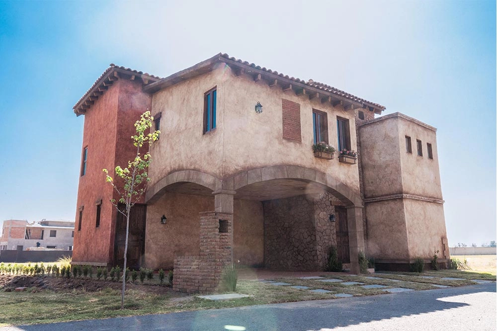 FACHADA